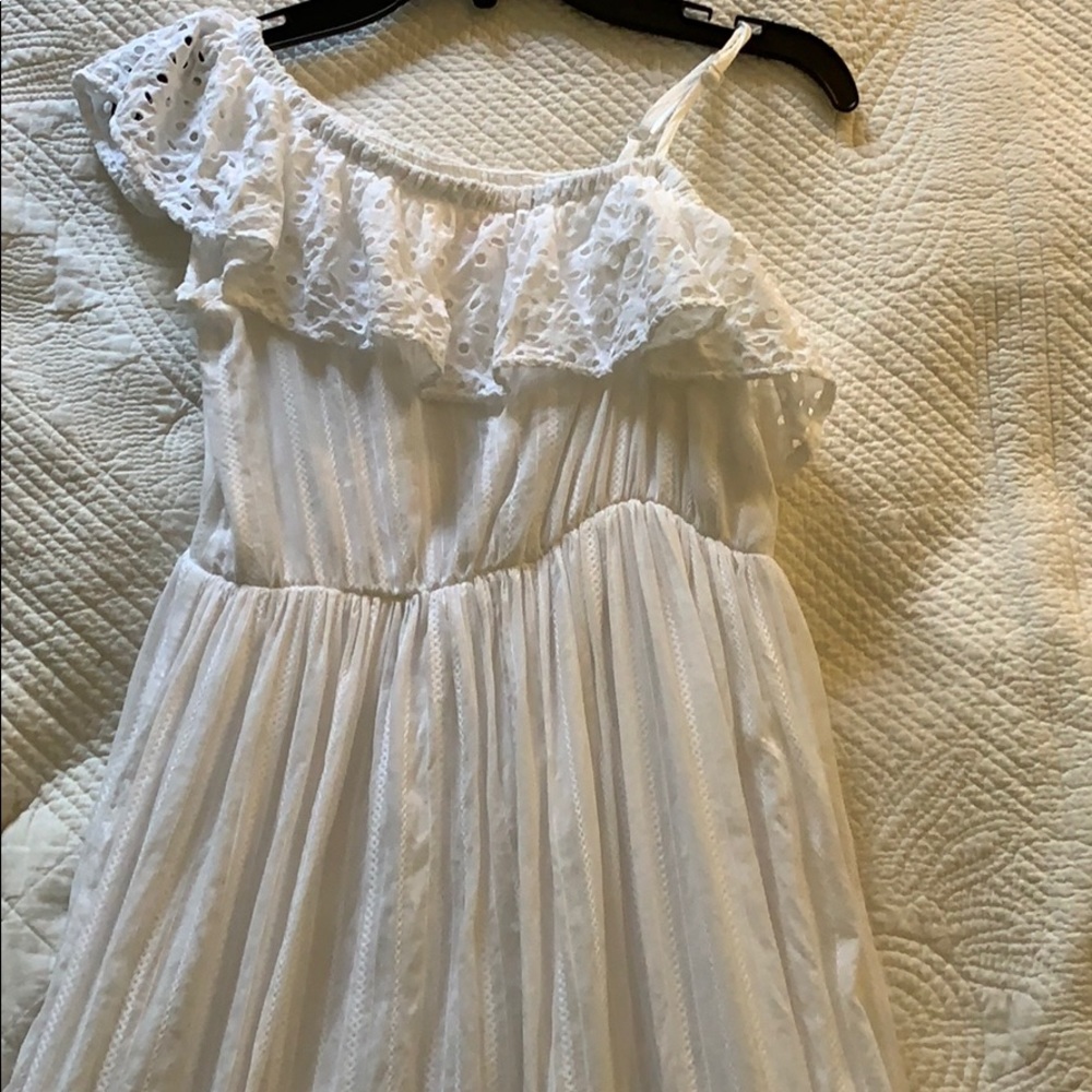 Kids clothing